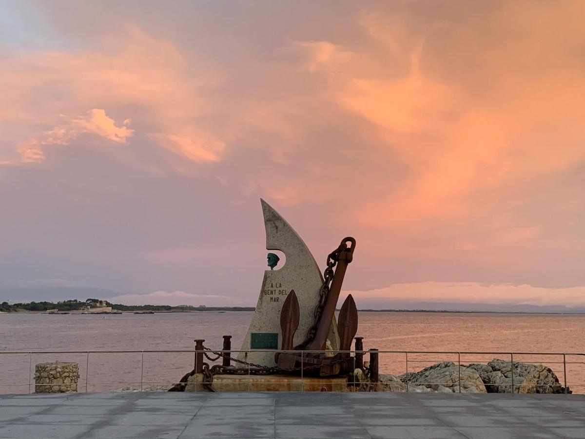Lluisalbert L' Escala Esterno foto